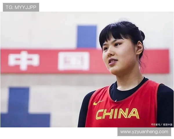 李月汝21分11板领衔三中锋 李月汝21分11板领衔三中锋